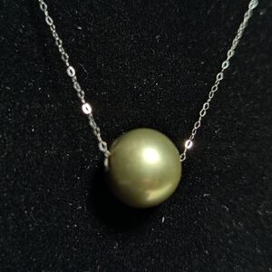 12mm Pistachio South Sea Pearl 18k Necklace